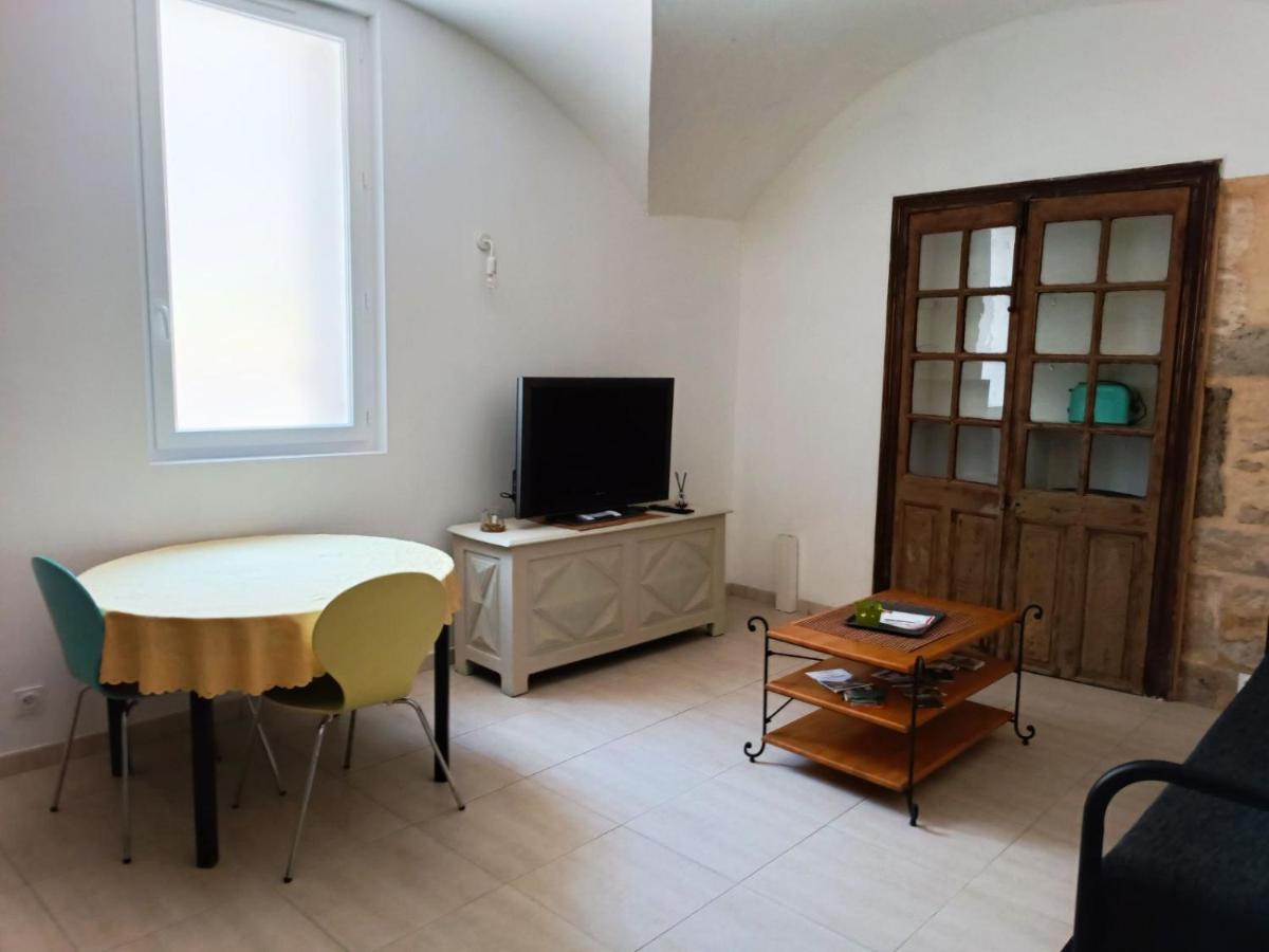 Dans Maison De Maitre, Appartement Independant. Montfrin Exterior foto